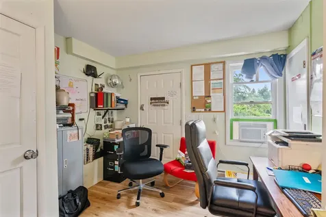 226 Manhattan Drive Burlington VT 05401