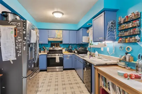 226 Manhattan Drive Burlington VT 05401