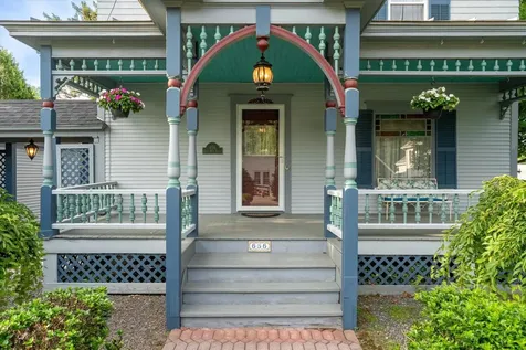 656 Main Street Chester VT 05143