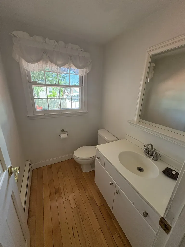 35 Woodland Drive Nashua NH 03063