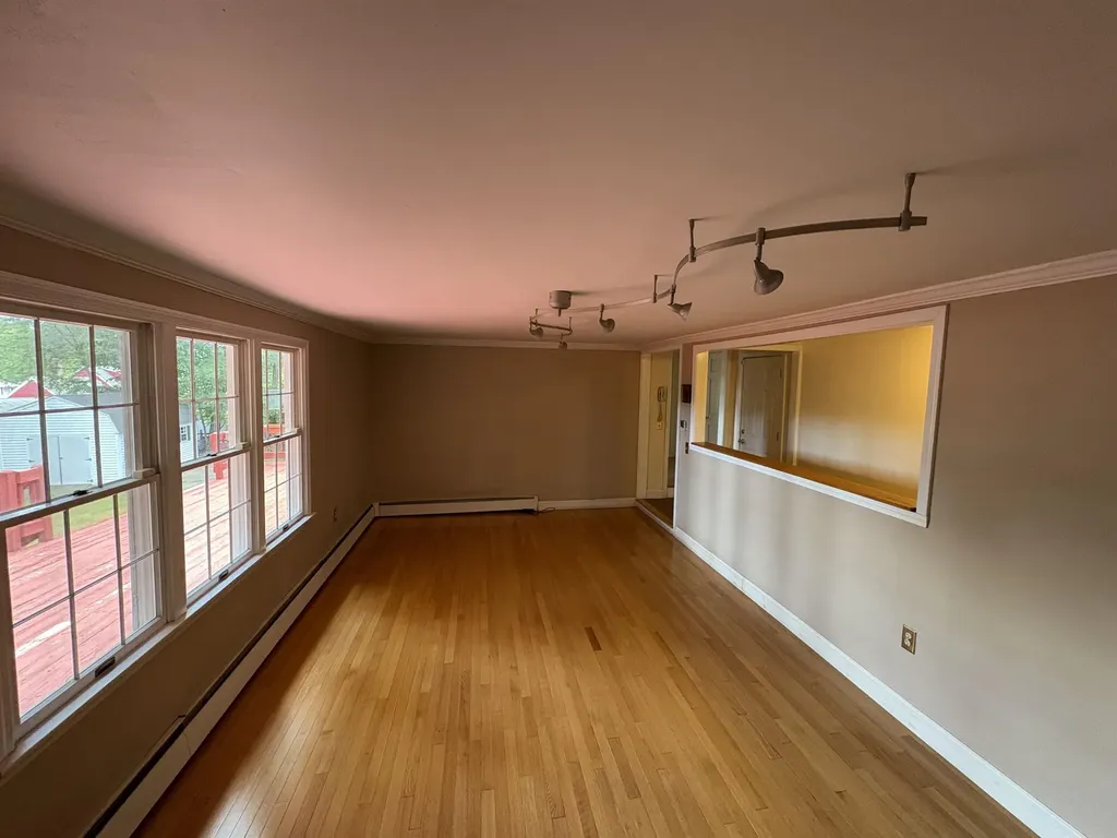 35 Woodland Drive Nashua NH 03063