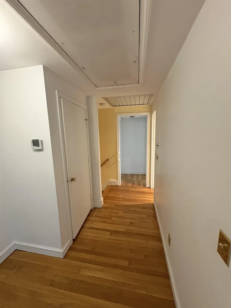 35 Woodland Drive Nashua NH 03063