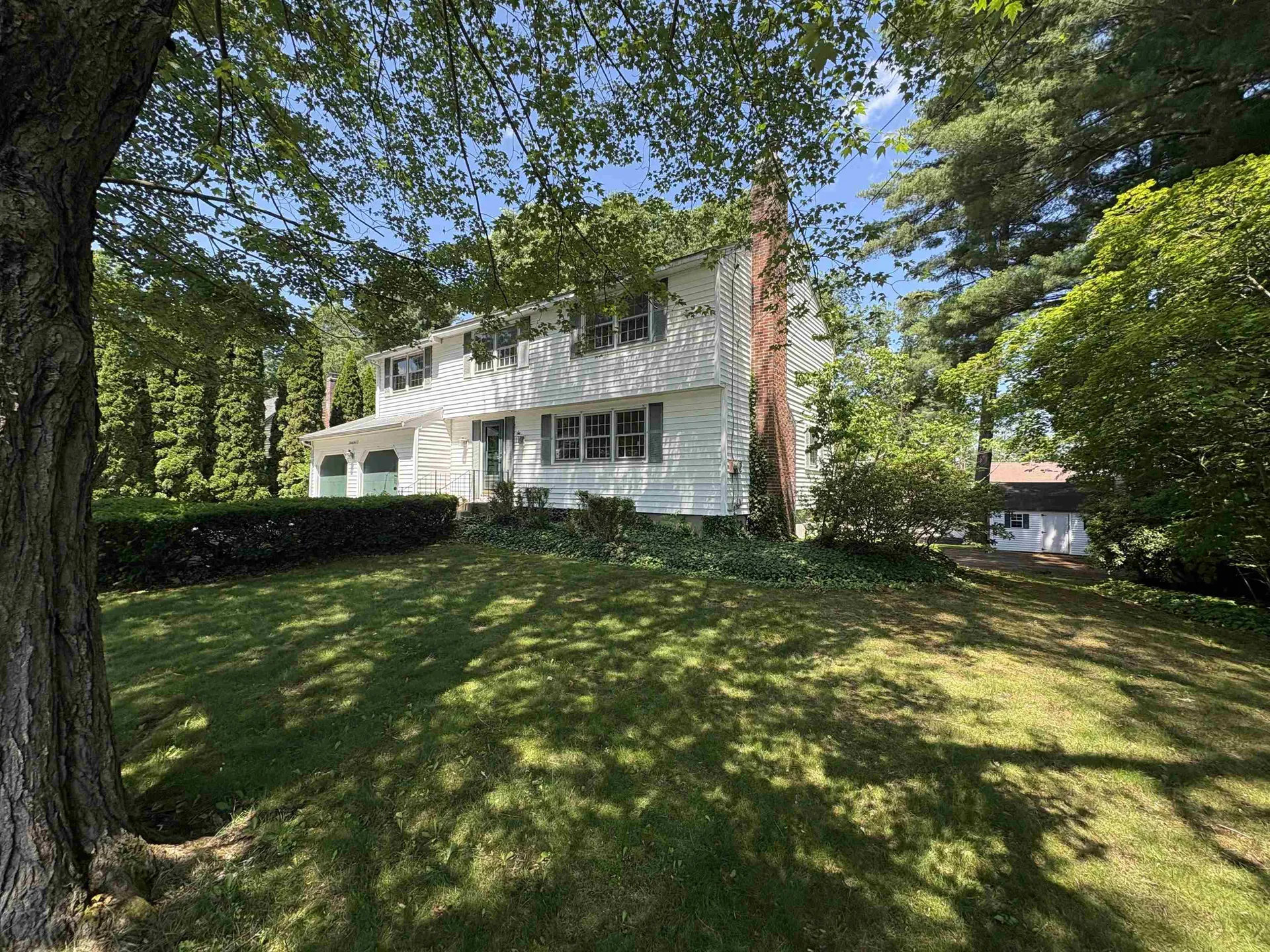 35 Woodland Drive Nashua NH 03063