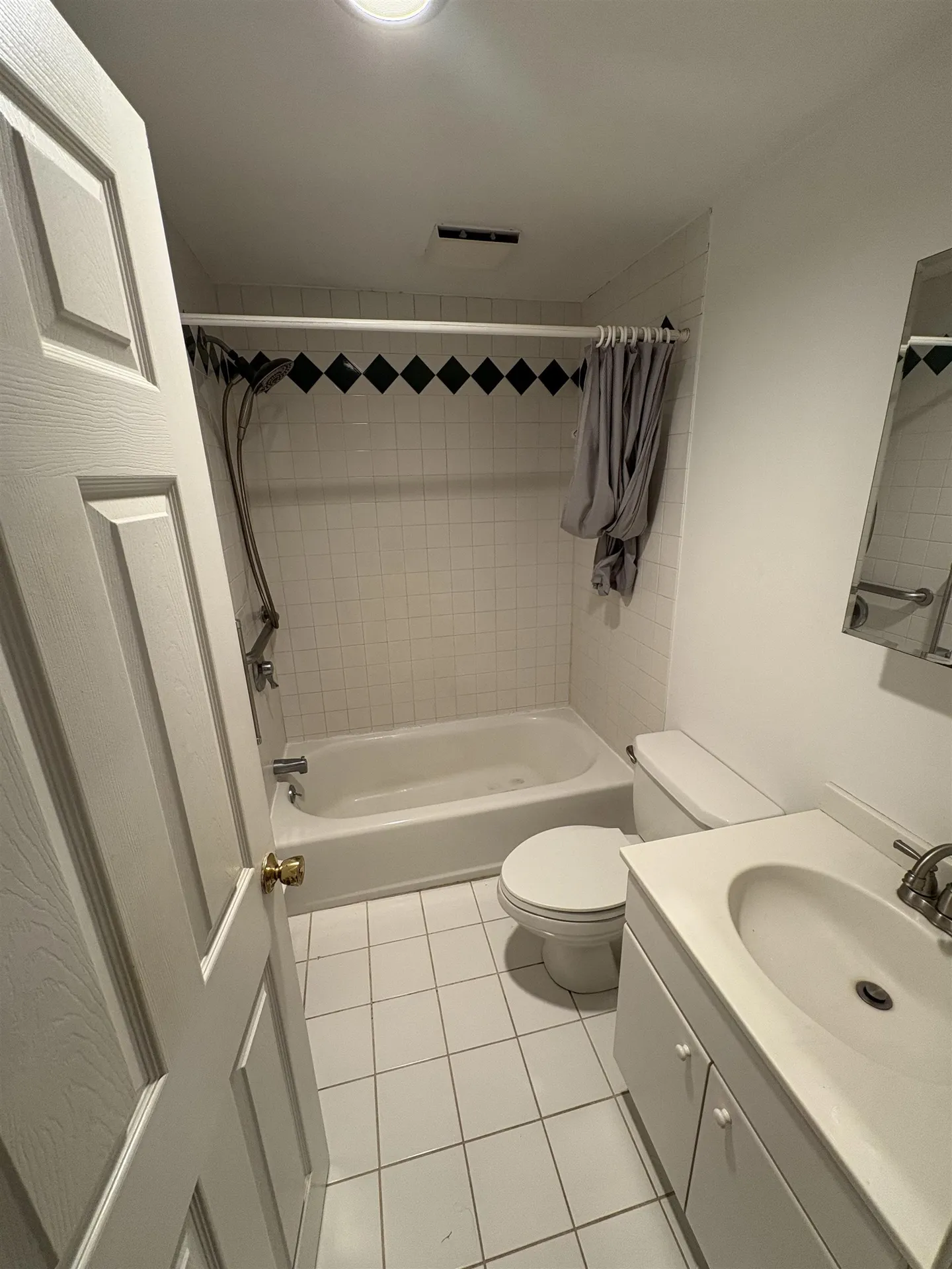 35 Woodland Drive Nashua NH 03063