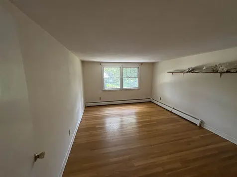 35 Woodland Drive Nashua NH 03063