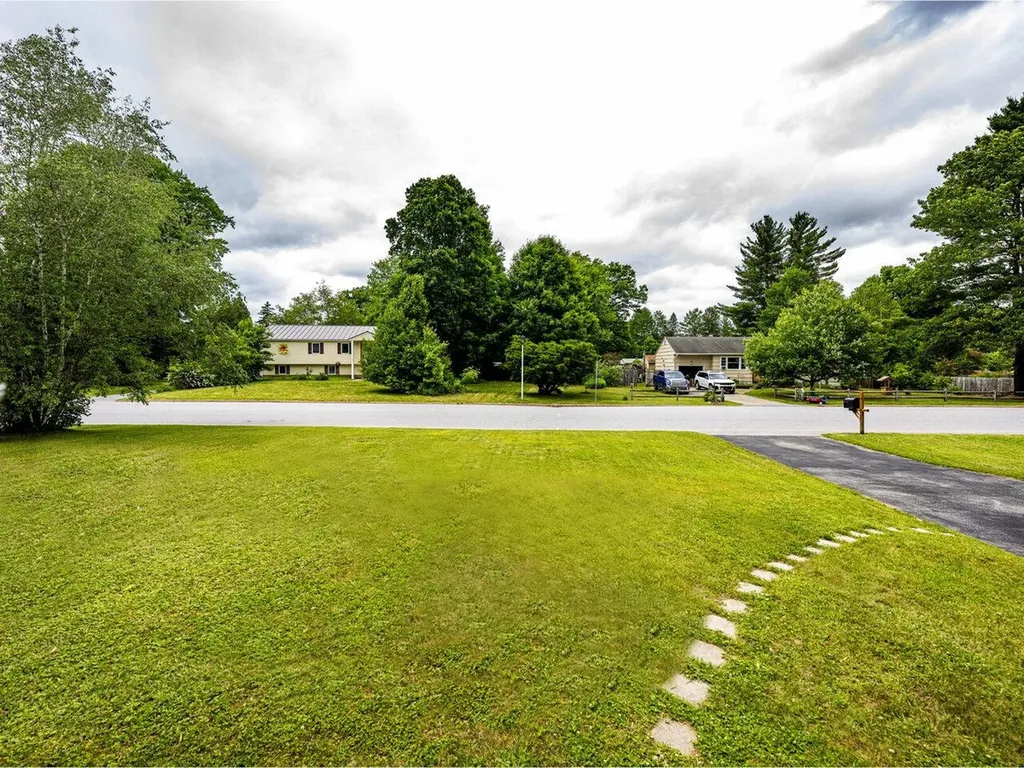 3 Tanglewood Drive Essex VT 05452
