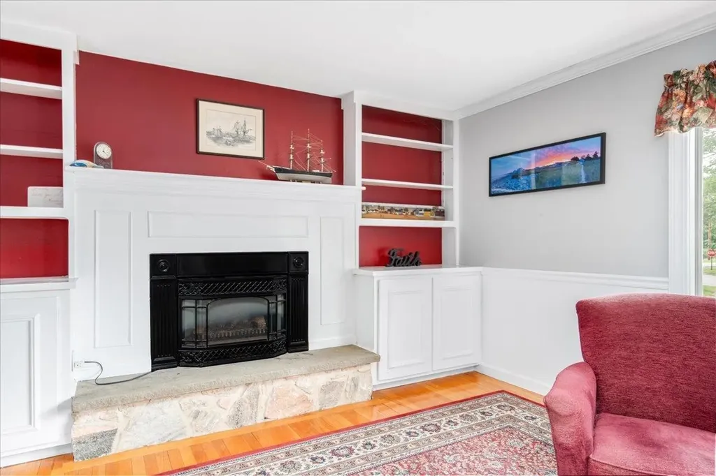 2 Presidential Circle Hampton NH 03842