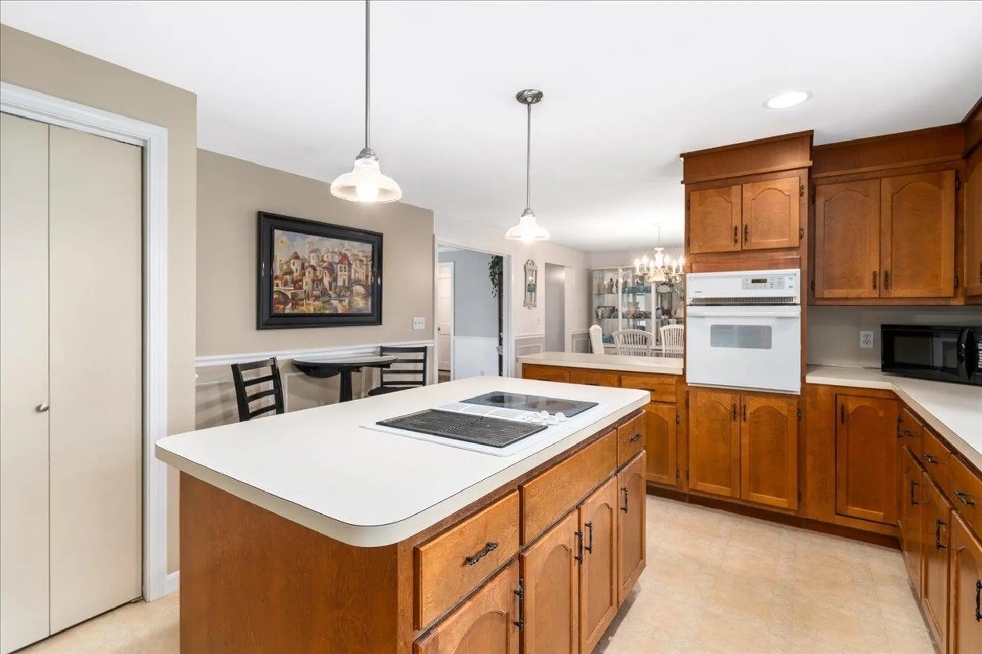 2 Presidential Circle Hampton NH 03842