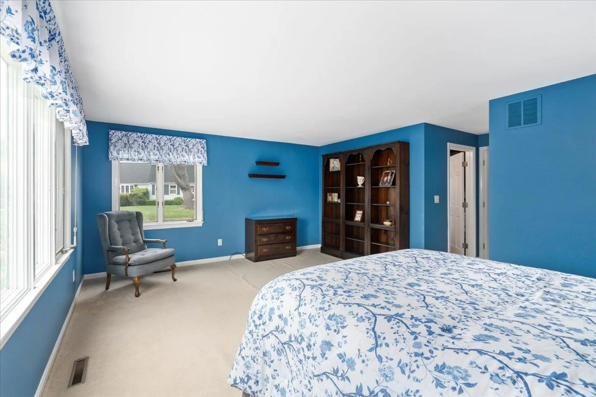 2 Presidential Circle Hampton NH 03842