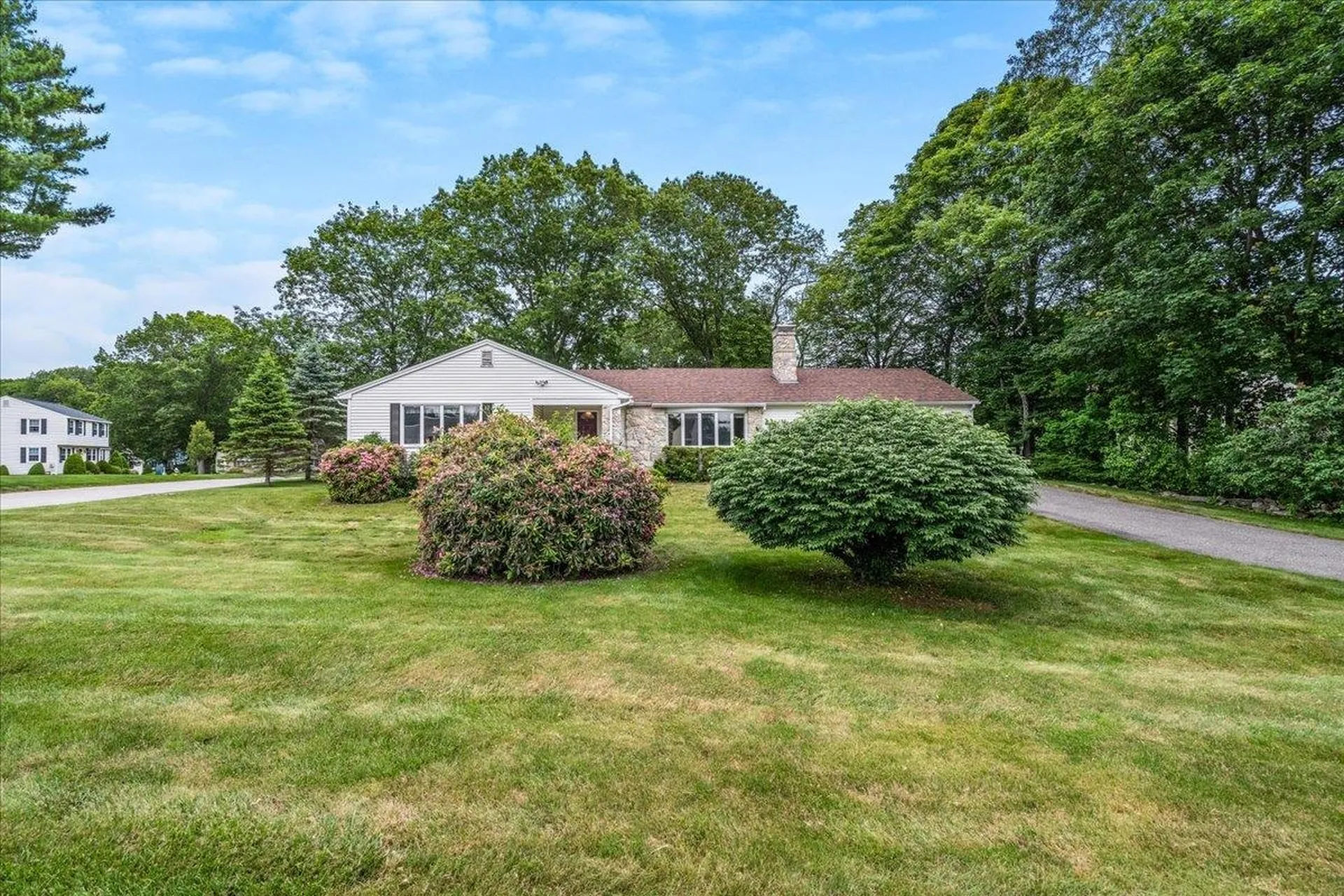 2 Presidential Circle Hampton NH 03842