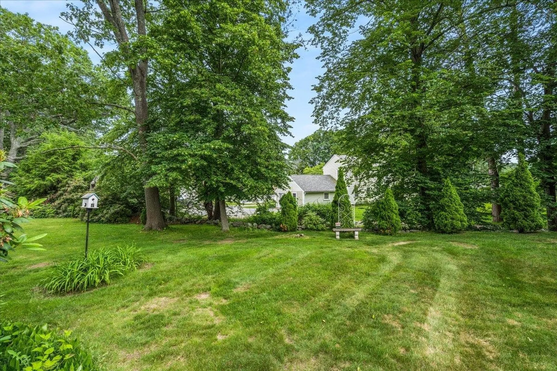 2 Presidential Circle Hampton NH 03842