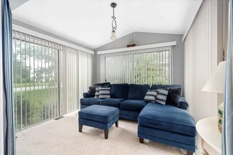 2 Presidential Circle Hampton NH 03842