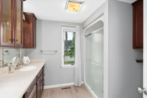 2 Presidential Circle Hampton NH 03842