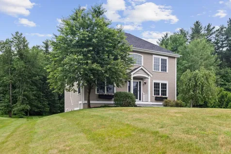12 Cushman Way Greenland NH 03840
