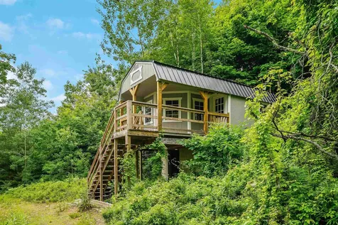 231 Mutton Road Webster NH 03303