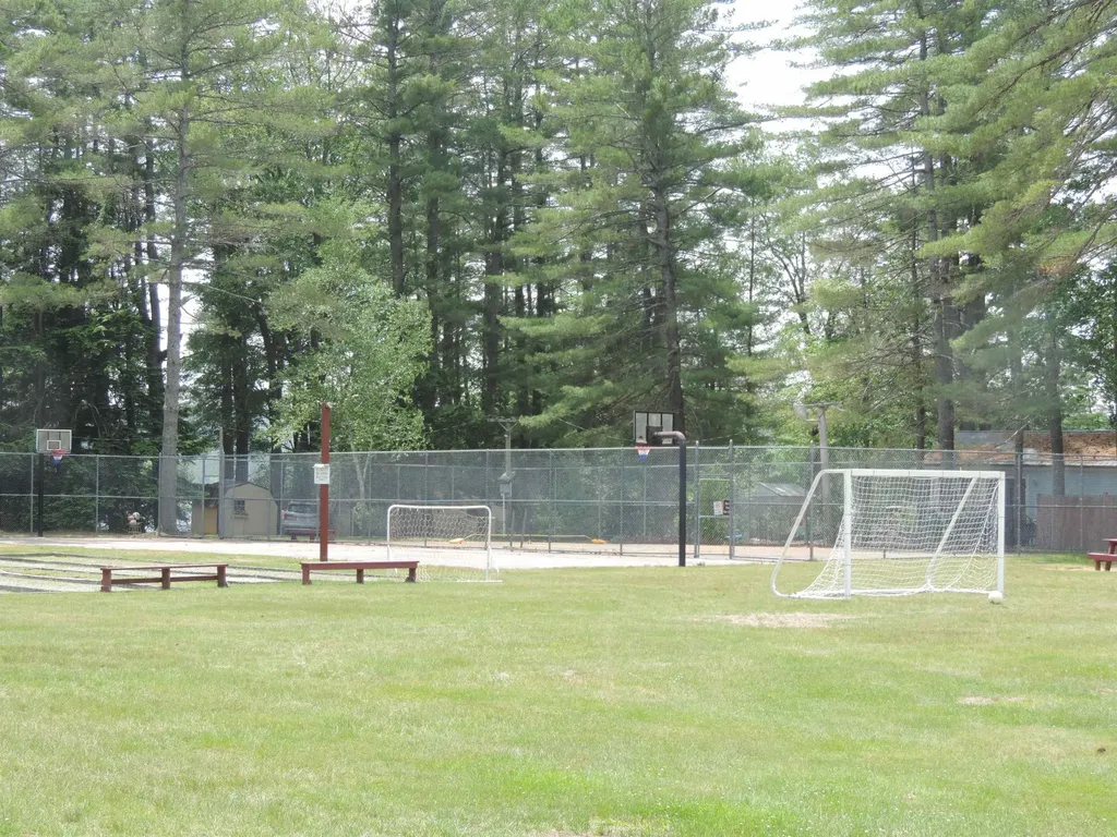 60 Fern Circle Fitzwilliam NH 03447