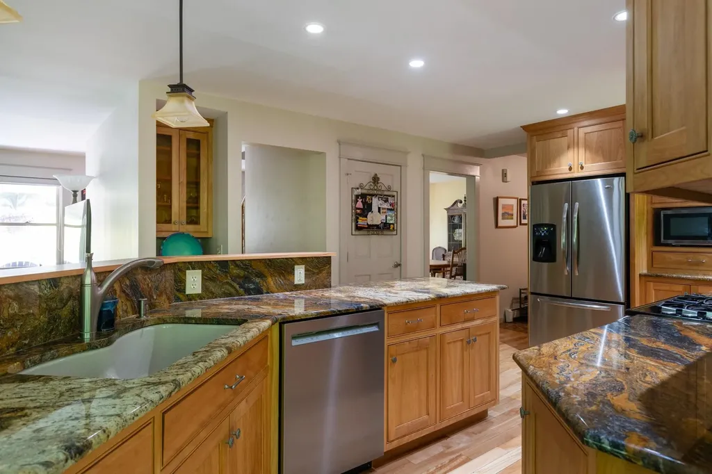 204 Mary Drive Richmond VT 05477