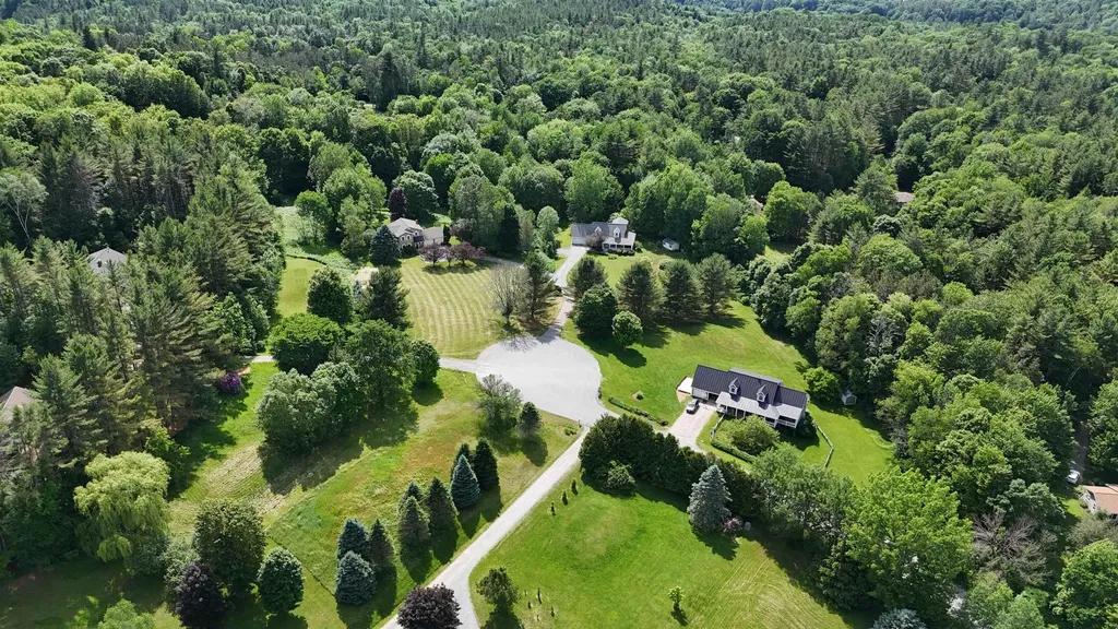 204 Mary Drive Richmond VT 05477