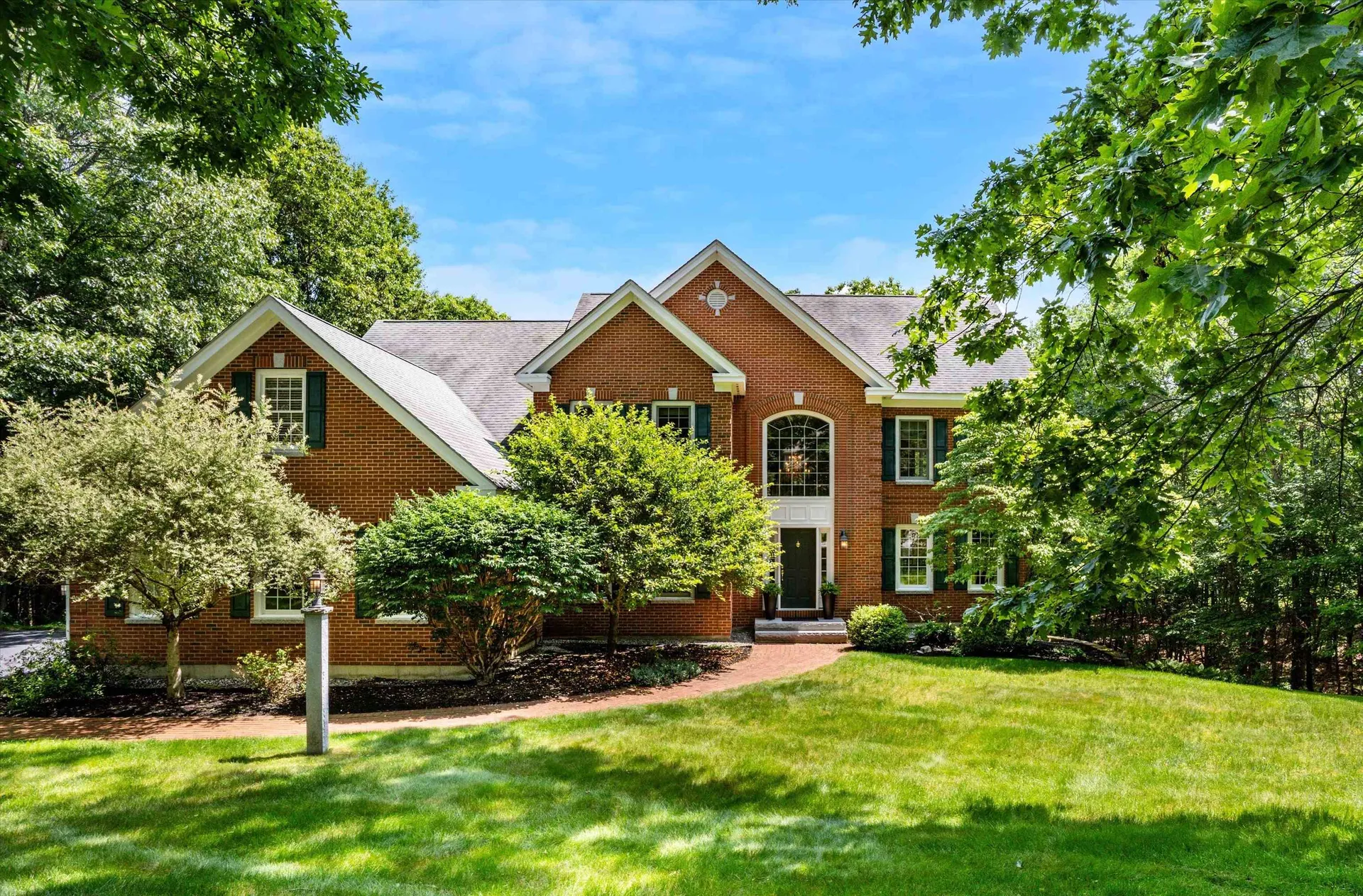 11 Mcafee Farm Road Bedford NH 03110