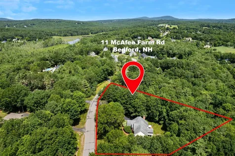 11 Mcafee Farm Road Bedford NH 03110