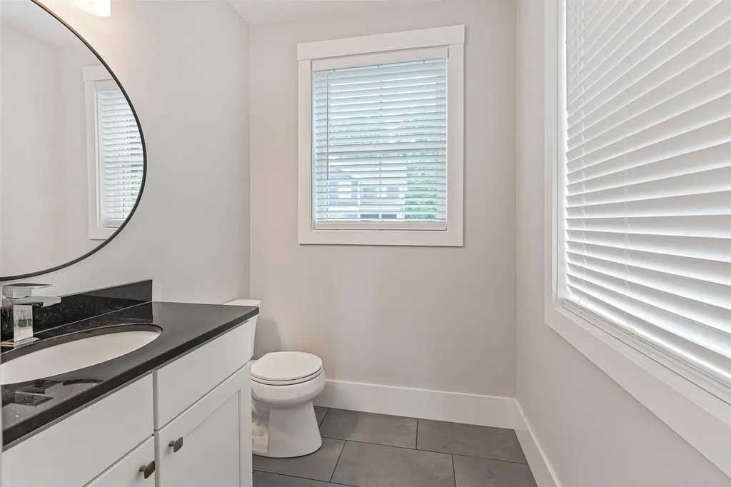 148 Mast Road Dover NH 03820