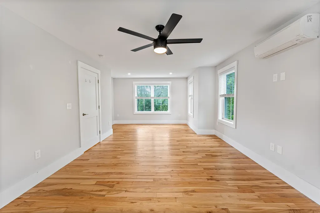 148 Mast Road Dover NH 03820