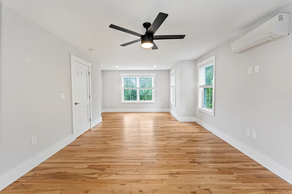 148 Mast Road Dover NH 03820