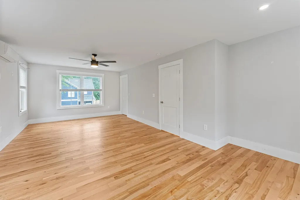 148 Mast Road Dover NH 03820