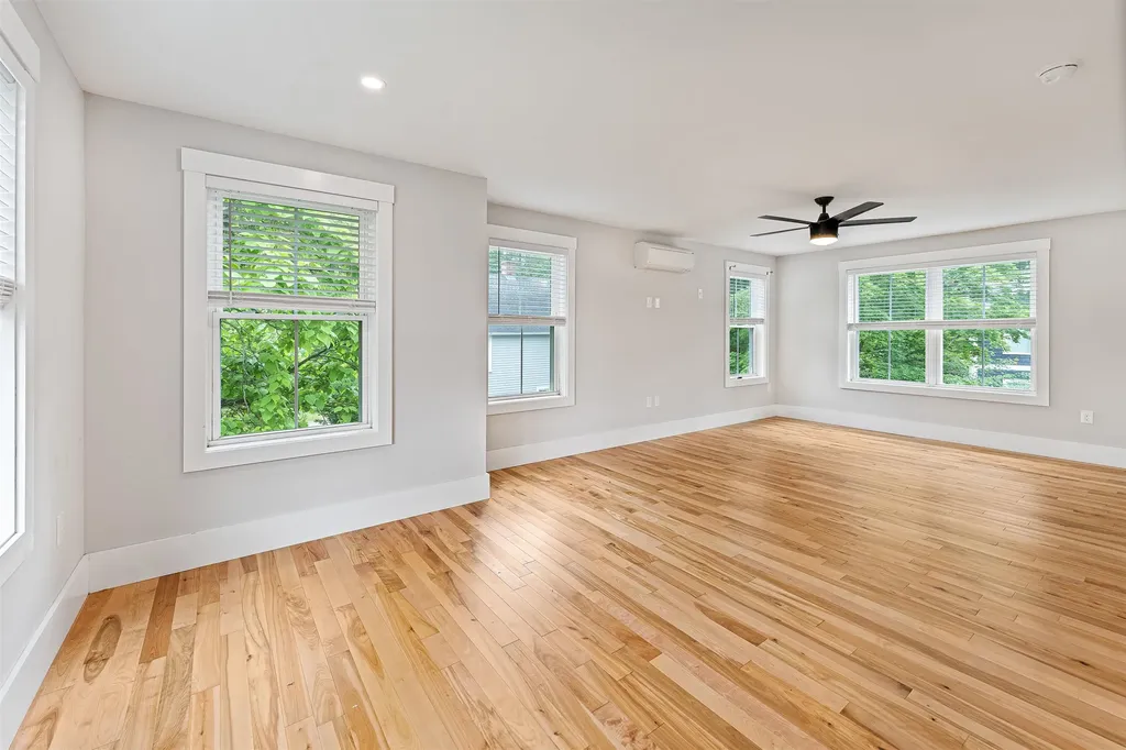 148 Mast Road Dover NH 03820