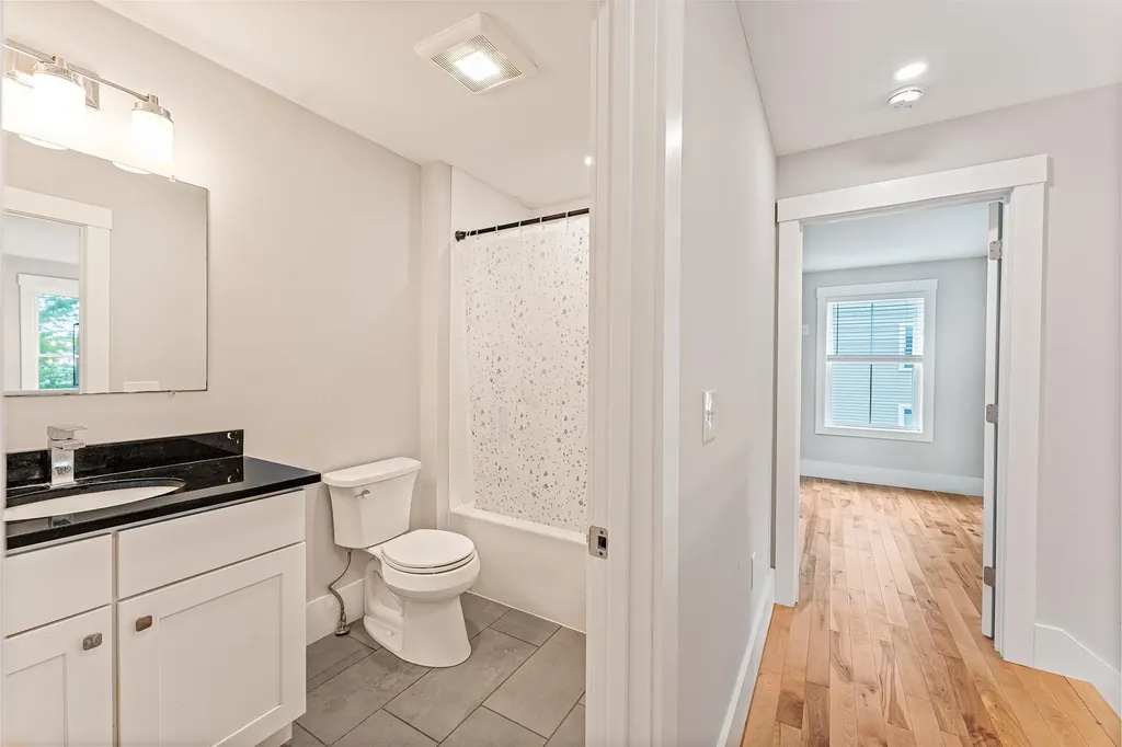 148 Mast Road Dover NH 03820