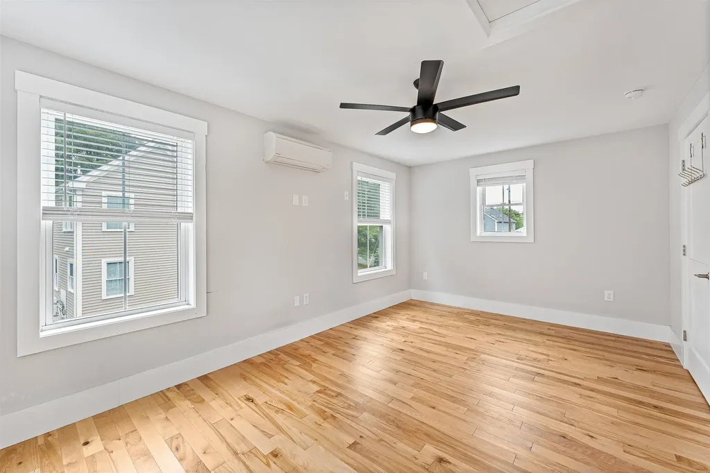 148 Mast Road Dover NH 03820