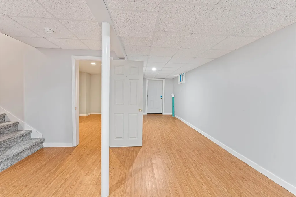 148 Mast Road Dover NH 03820