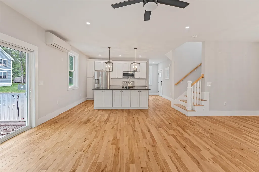 148 Mast Road Dover NH 03820