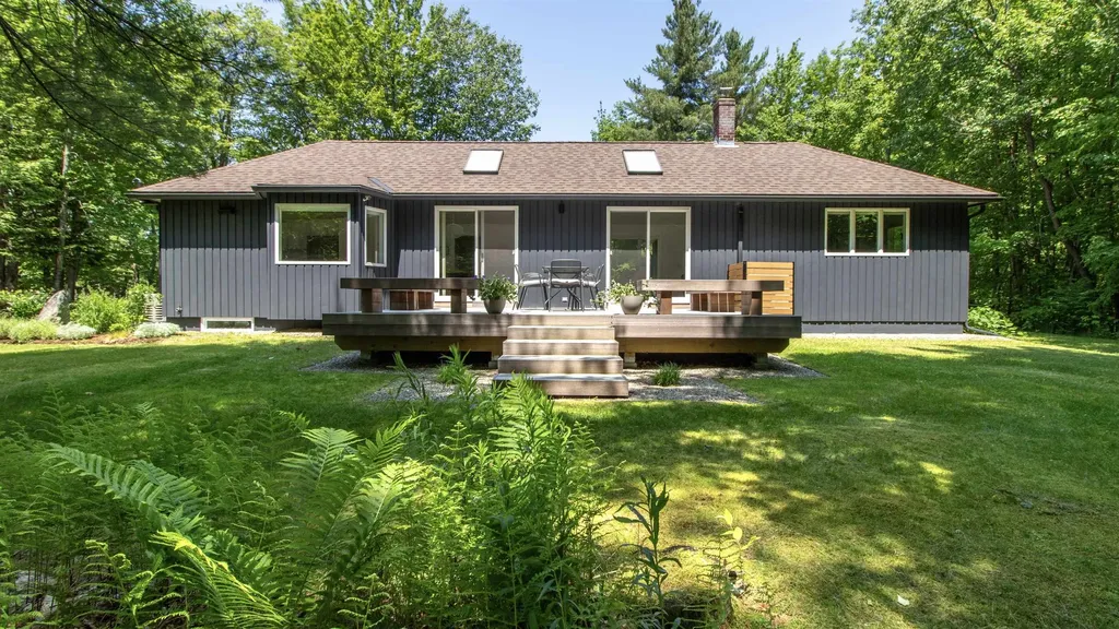1017 Mayhew Road Jay VT 05859