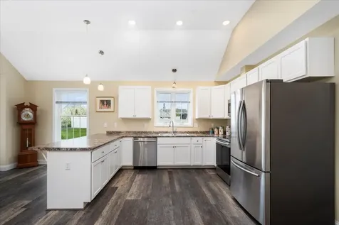 5 Rolling Hills Drive Tilton NH 03276