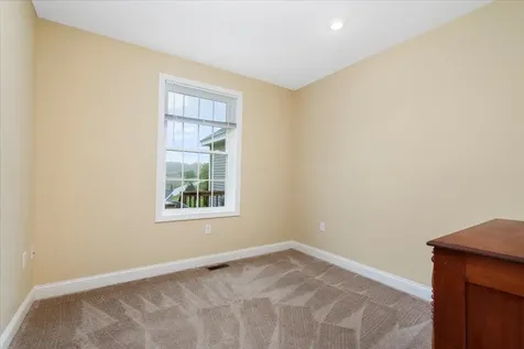 5 Rolling Hills Drive Tilton NH 03276