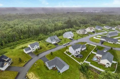 5 Rolling Hills Drive Tilton NH 03276