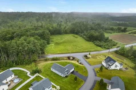 5 Rolling Hills Drive Tilton NH 03276