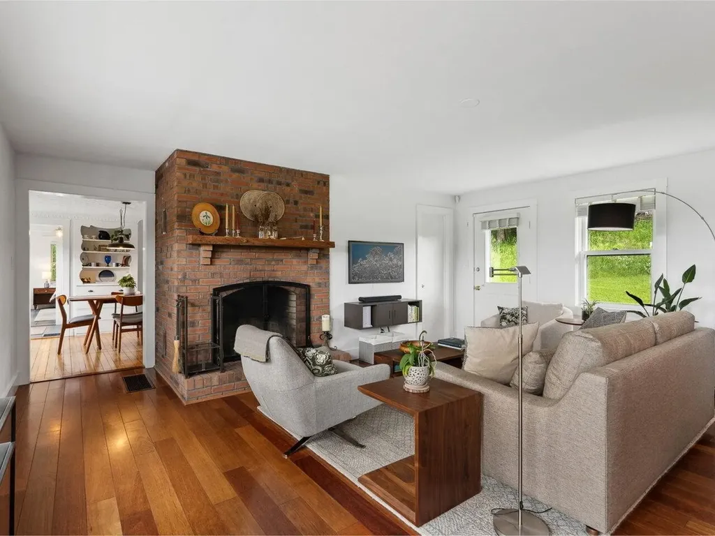 714 Churchill Road Cabot VT 05647