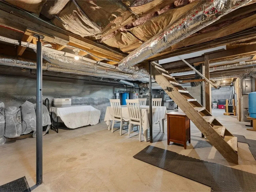 714 Churchill Road Cabot VT 05647