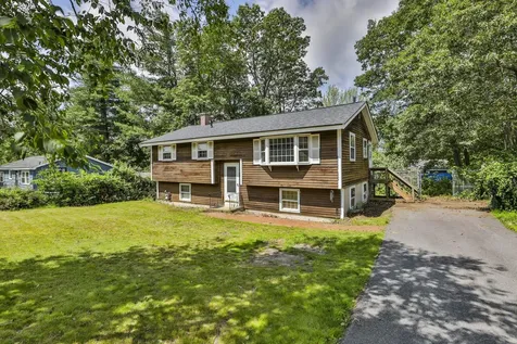 59 Tenby Drive Nashua NH 03062