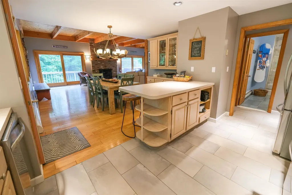 26 Country Crossing Ludlow VT 05149