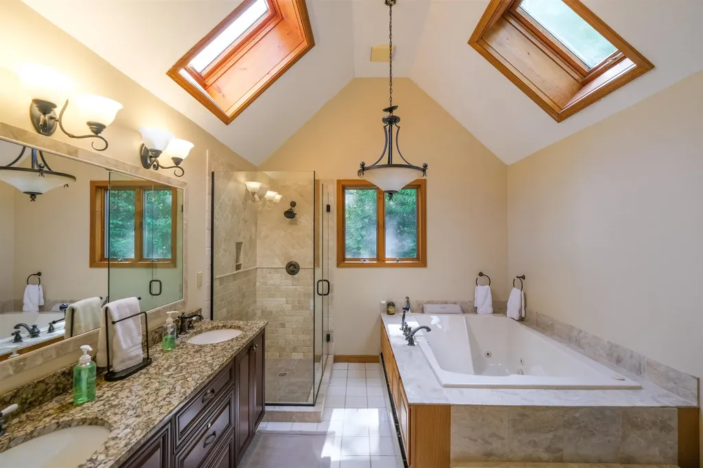 26 Country Crossing Ludlow VT 05149