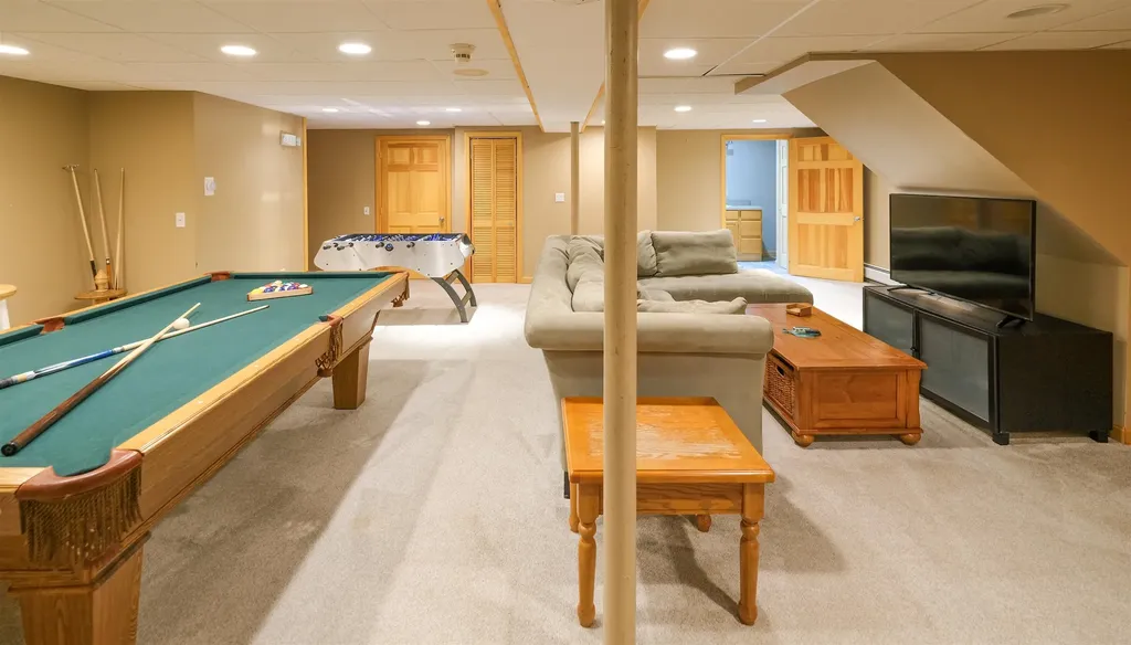 26 Country Crossing Ludlow VT 05149