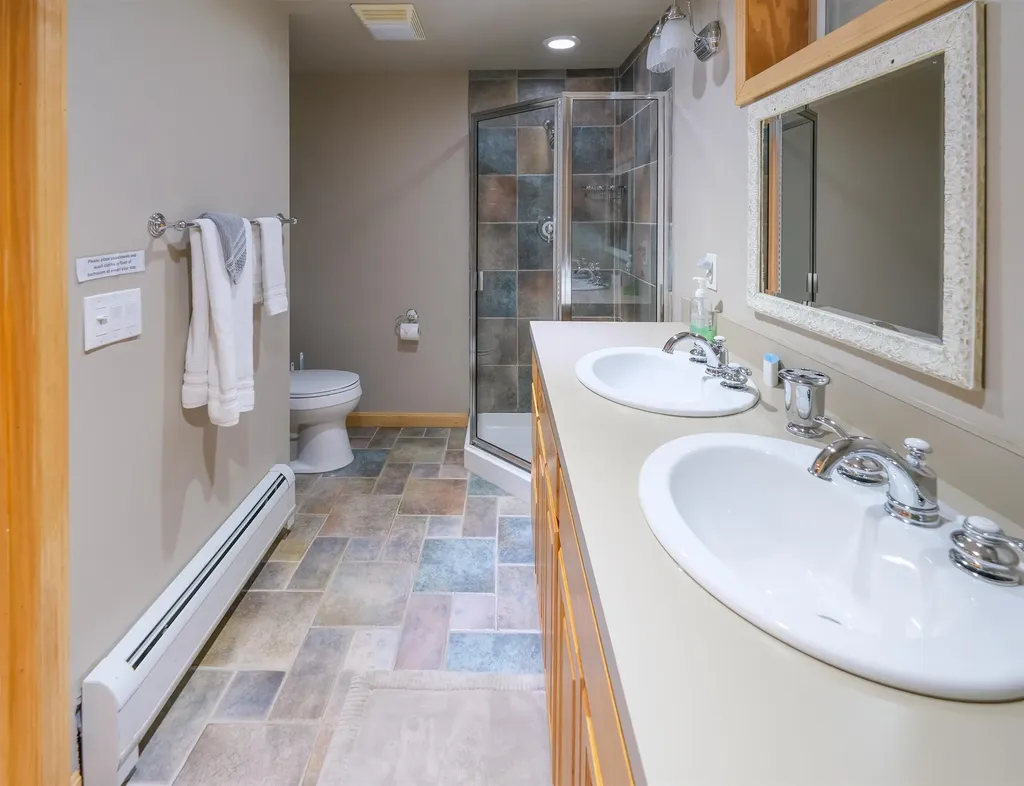 26 Country Crossing Ludlow VT 05149