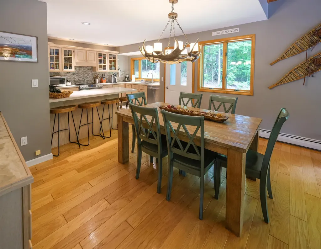 26 Country Crossing Ludlow VT 05149