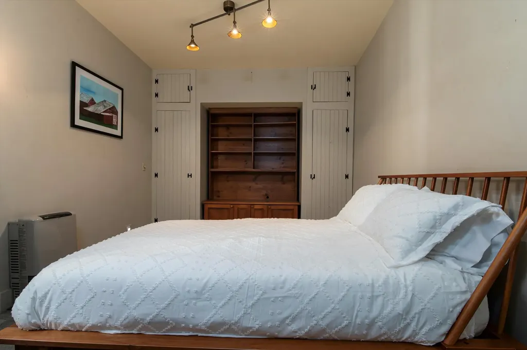 534 Elm Street Chester VT 05143