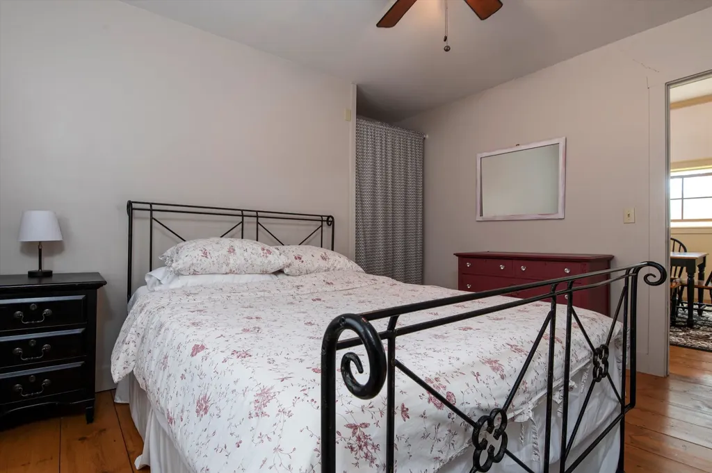 534 Elm Street Chester VT 05143