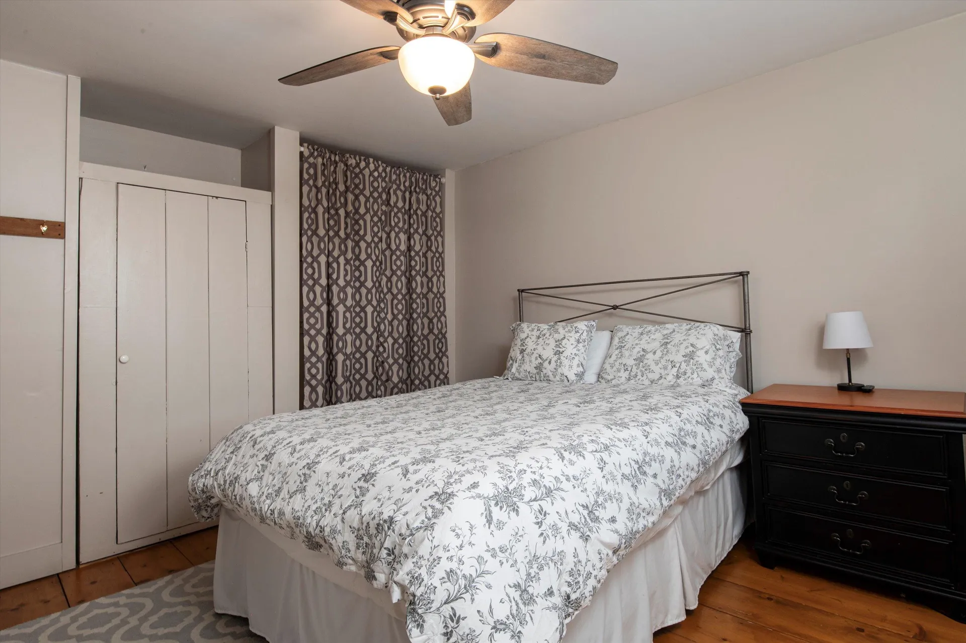 534 Elm Street Chester VT 05143