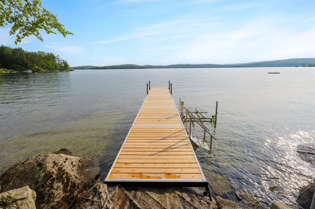 18 Black Cat Island Road Moultonborough NH 03254